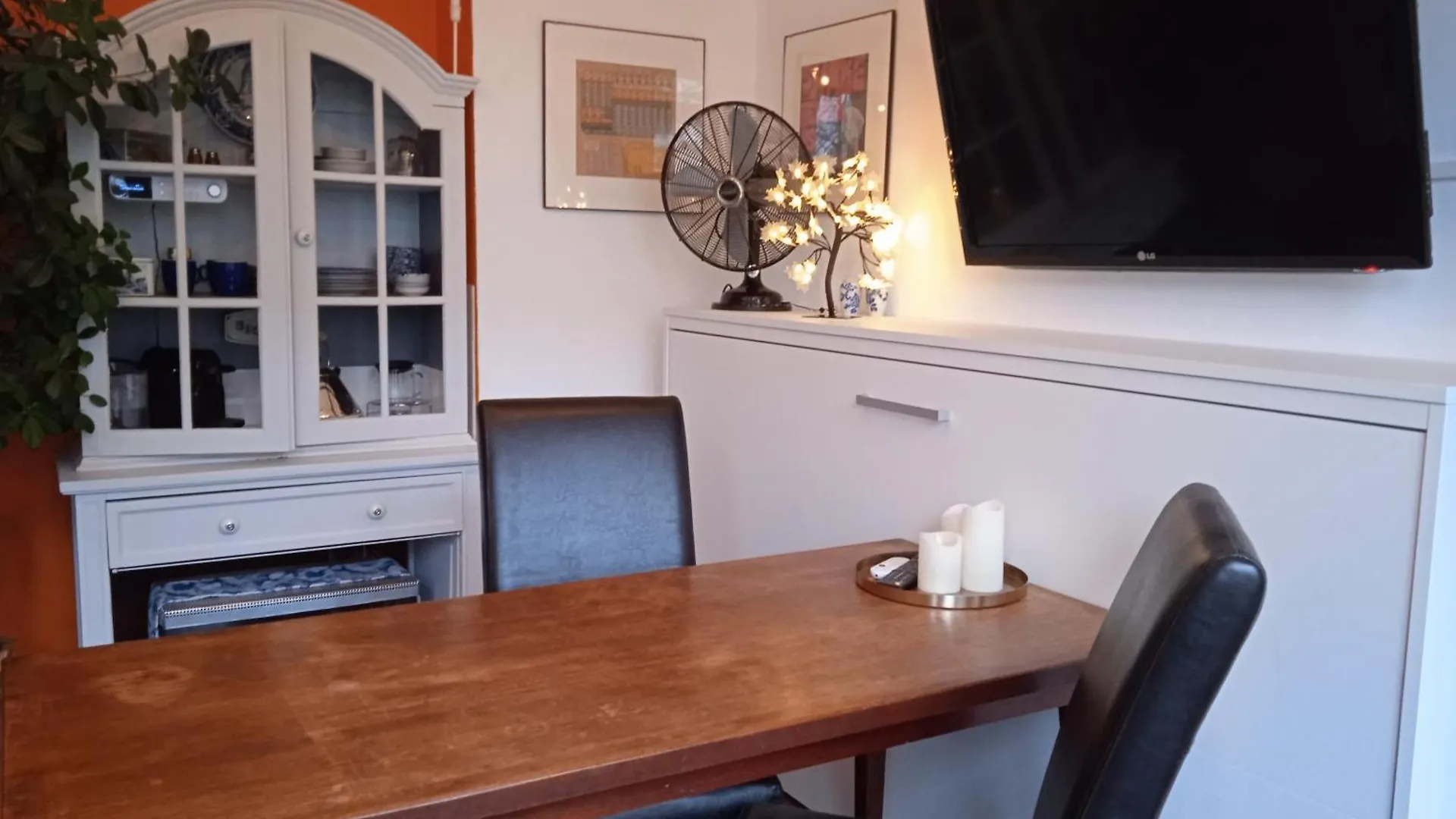 Bed And Breakfast Amsterdam West 2*,  Netherlands